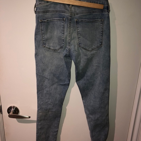 Gap Blue Ripped Jeans - Picture 2 of 3